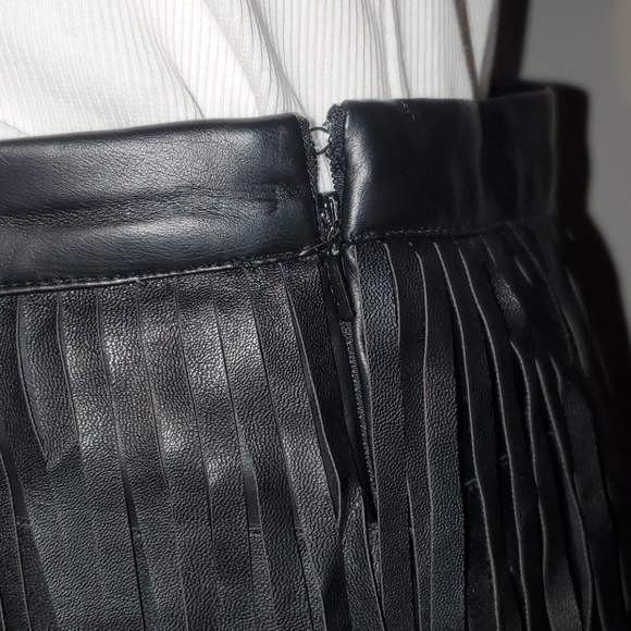 FOREVER 21 Black Leather Skirt/Size Small - Picture 4 of 5